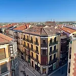 Cariatides Sky Zamora