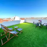 Cariatides Sky Apartament *