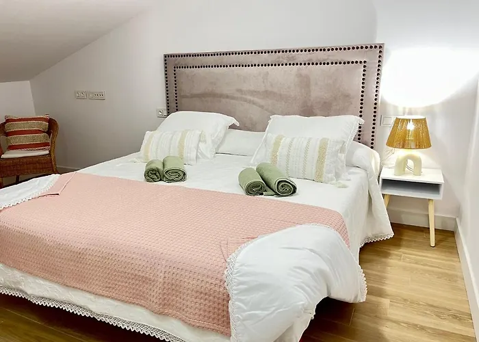 Cariatides Sky 사모라