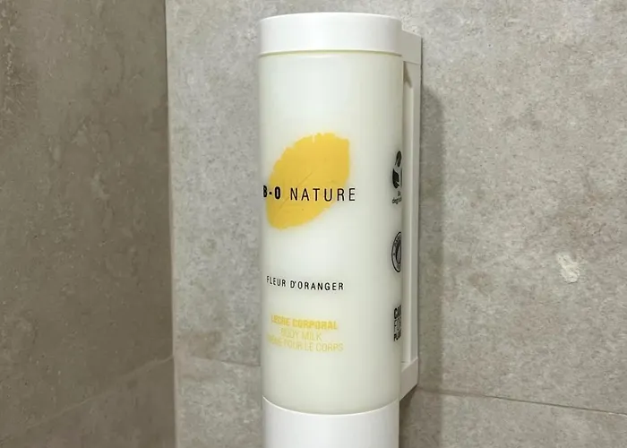 아파트 Cariatides Sky 사모라